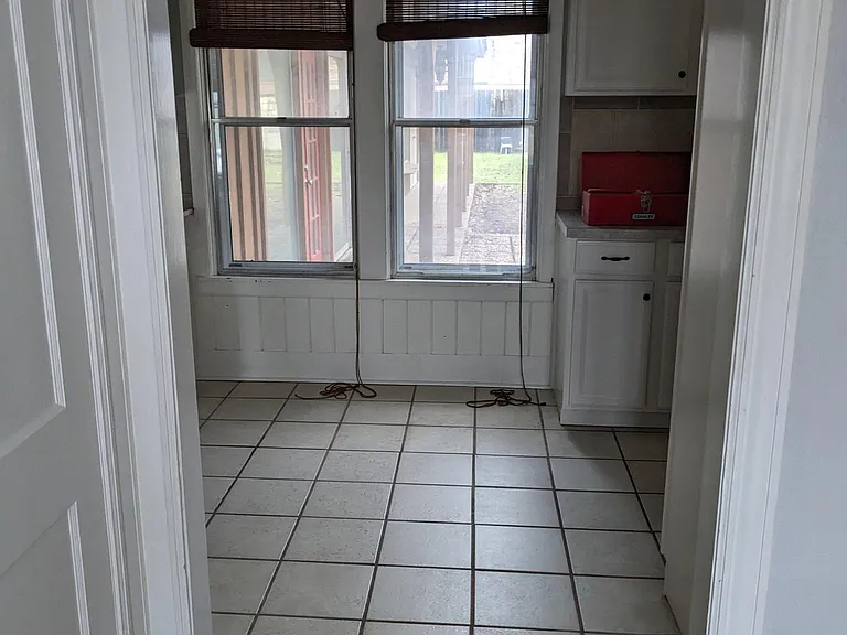 4028 Dexter Ave — Photo 13