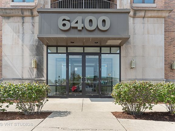 2nd image of 6400 N Northwest Hwy APT 206