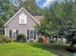 1194 Fox Horn Ct, Charlottesville, VA 22902