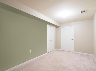 8530 Bauer Dr, Springfield, VA 22152