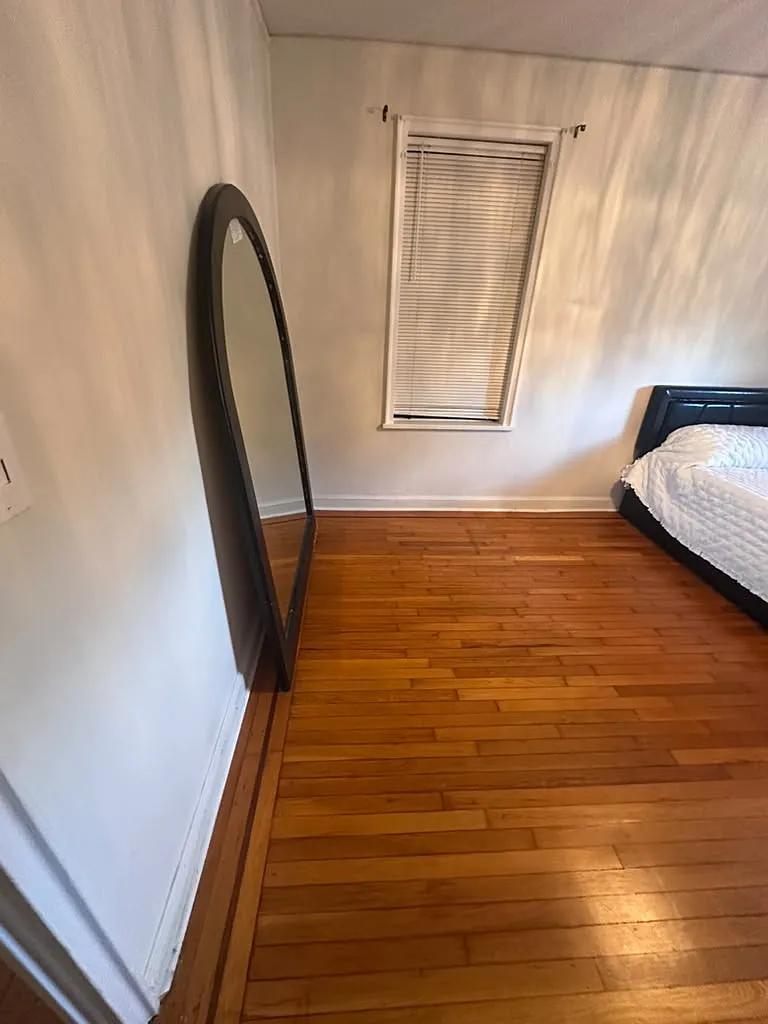 4 bed, 2.5 bath, 2530 sqft, $1,200 — Photo 3