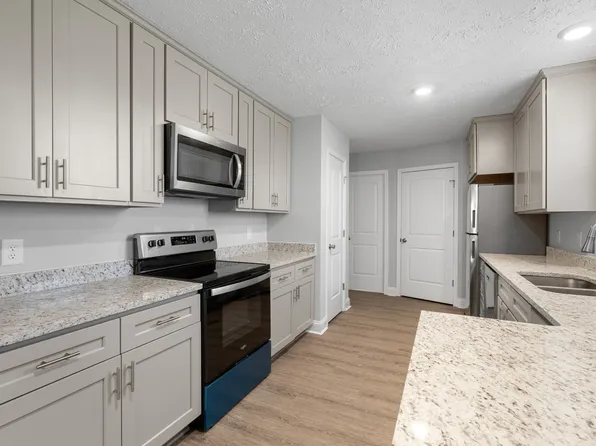 839 Cedar Ln, Springfield, TN 37172