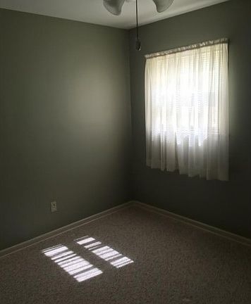 5th image of 61 Hale Ave