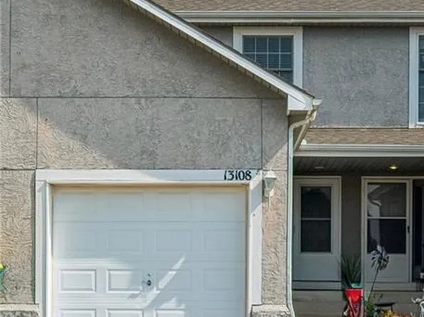 13108 Washington Ct, Kansas City, KS 66109