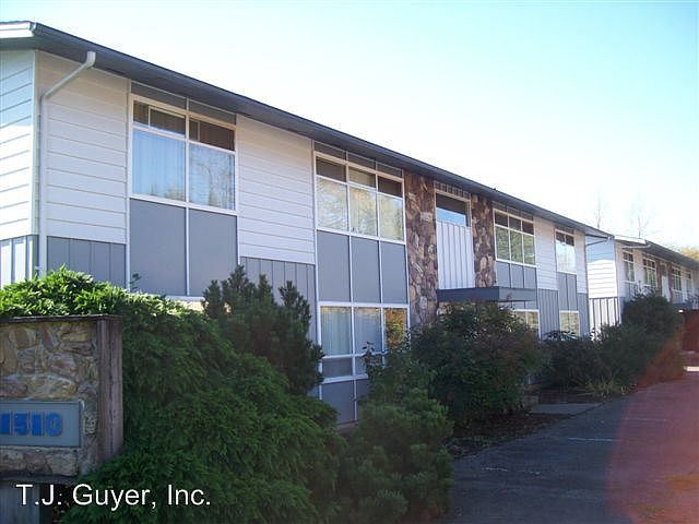 2nd image of 1510 Lewis St APT 14