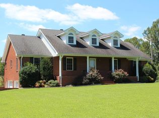 52 Sircy Ridge Ln, Pleasant Shade, TN 37145