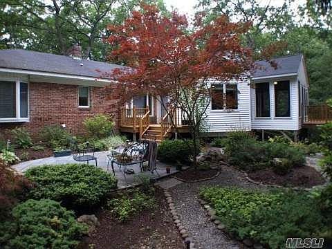 1st image of 17 Anondale Dr