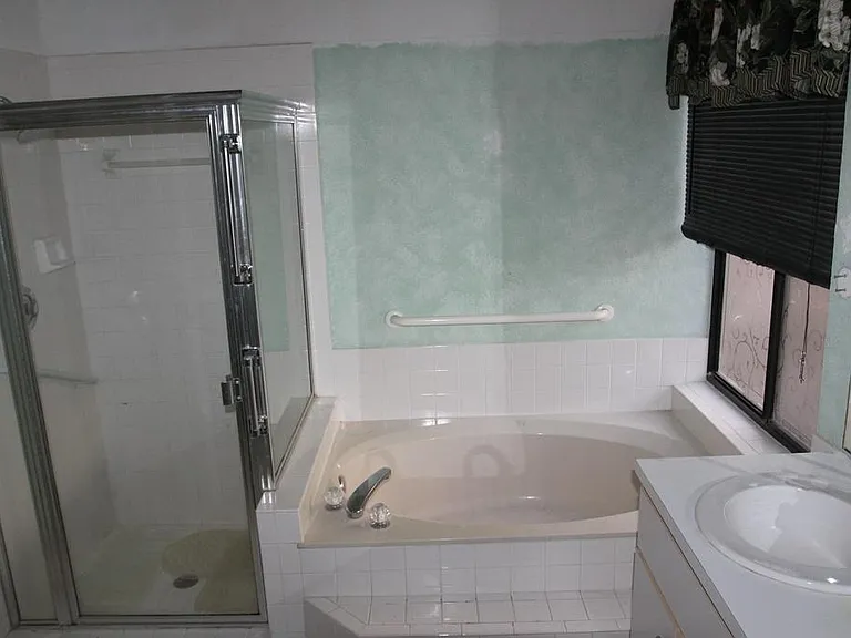 11558 Gorham Dr — Photo 6