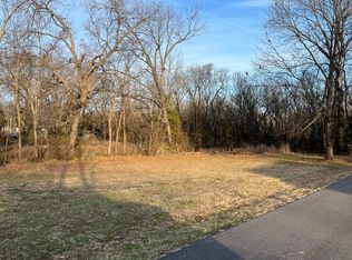 401 2nd St, Oswego, KS 67356