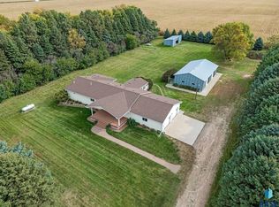 26220 486th Ave, Valley Springs, SD 57068