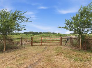 990 Lcr 610, Mart, TX 76664