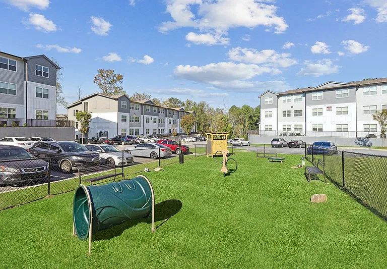 The Pointe at Concord — Photo 28