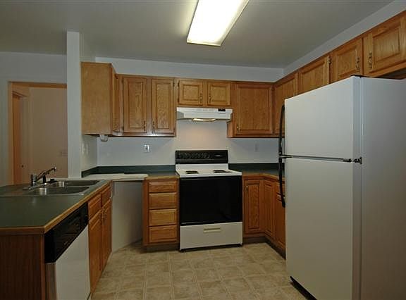 3rd image of 146 Sagebrush Ave