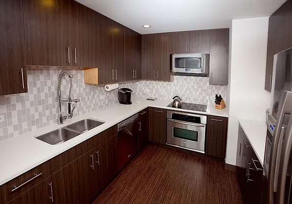 Sold by Luminous Realty | media 13