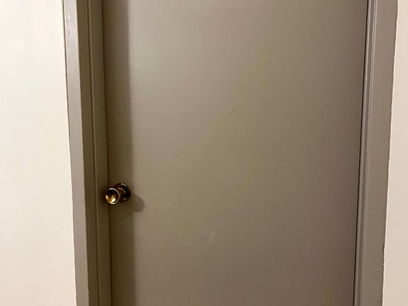 3rd image of 4420 Briarwood Ct N APT 24