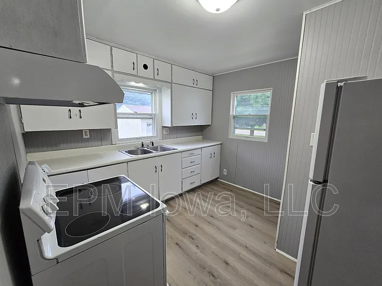 606 Wyoming St — Photo 19