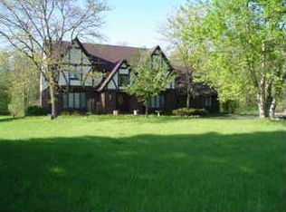 1225 Frick Rd, Leonard, MI 48367