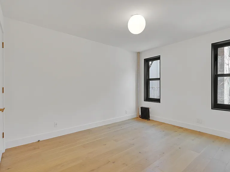 145 Henry St #6E — Photo 11