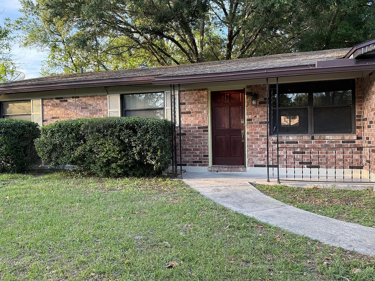 Building Photo - 1151 Elm St