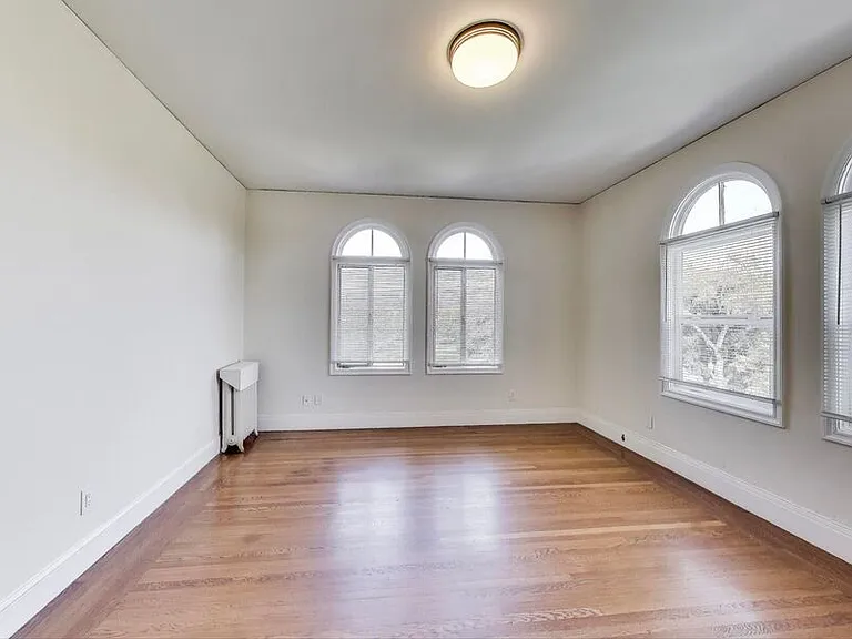 465 Bellevue Ave #31 — Photo 2