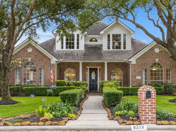 8219 Landau Park Ln, Spring, TX 77379