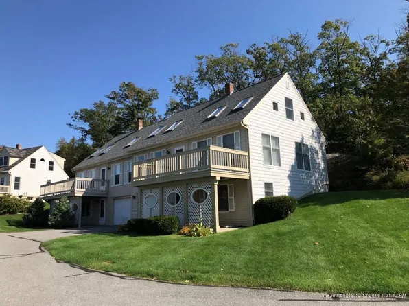 19 Village Ct, Boothbay Harbor, ME 04538