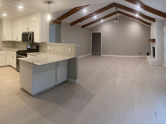 3rd image of 2705 Harrowden Dr