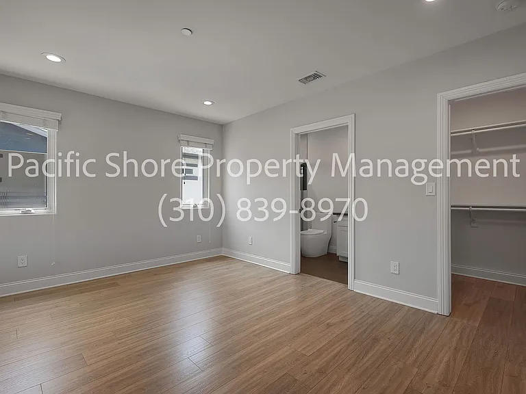 7205 S. La Cienega Apartments — Photo 34