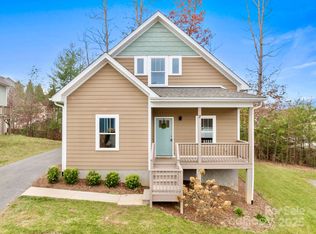 7 Berry Crest Ln, Arden, NC 28704