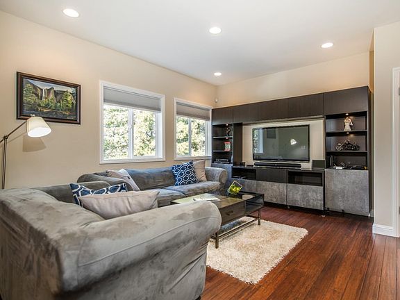 5th image of 3214 Darya Ln