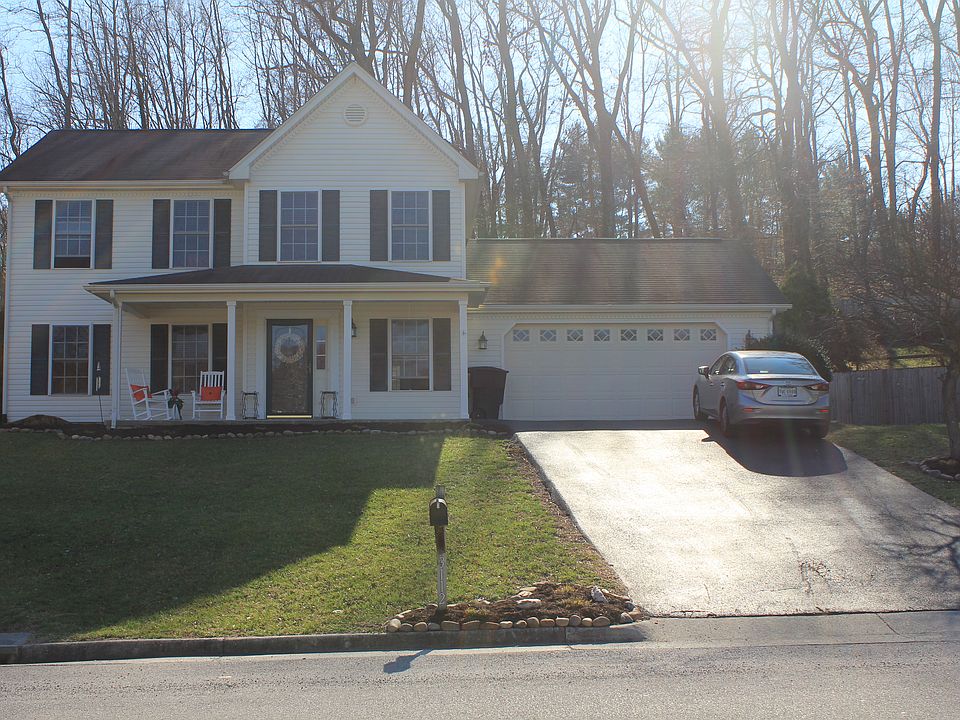 1st image of 3112 Valley Stream Dr