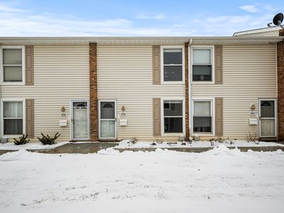 1938 Huntington Blvd, Hoffman Estates, IL, 60169