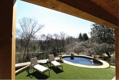4th image of 1516 Edgewood Cir