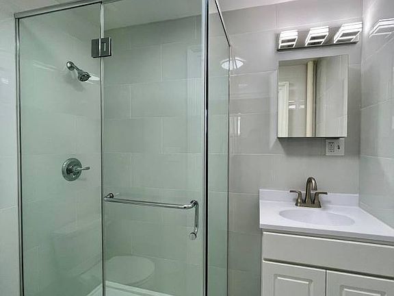 5th image of 105-19 37th Ave #3F
