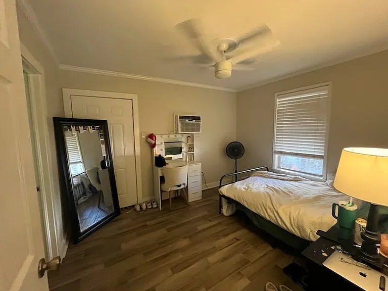 4284 Oxford Ave #101 — Photo 4