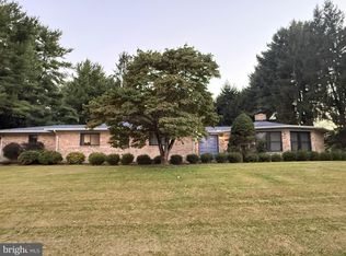 14852 Mocking Bird Dr, Germantown, MD 20874