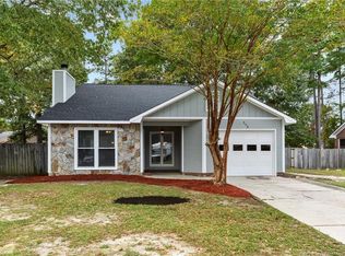 930 Rim Rd, Fayetteville, NC 28314