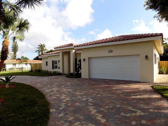 3rd image of 8300 NW 37th St