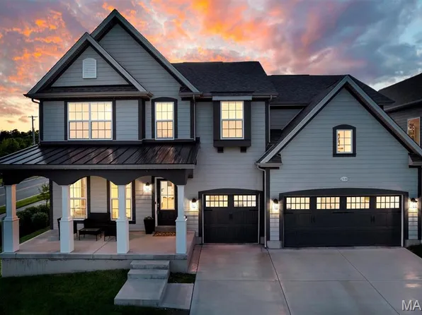 2339 Rising Sun Dr, Ballwin, MO 63011