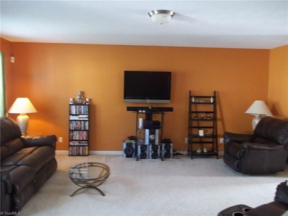 2nd image of 504 Oferrell St