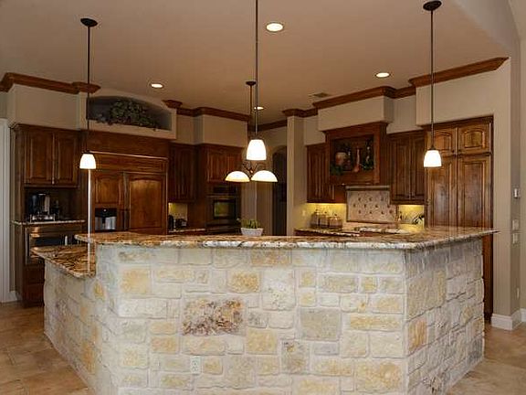 2nd image of 132 Lismore