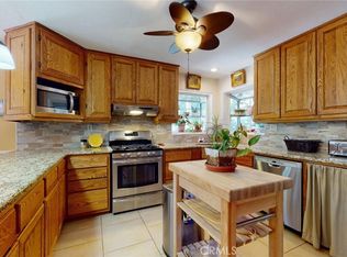 31529 Overhill Dr, Running Springs, CA 92382