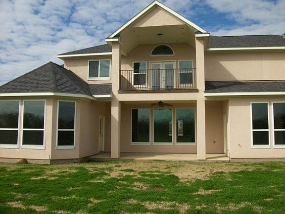 3rd image of 4711 Creek Point Ln
