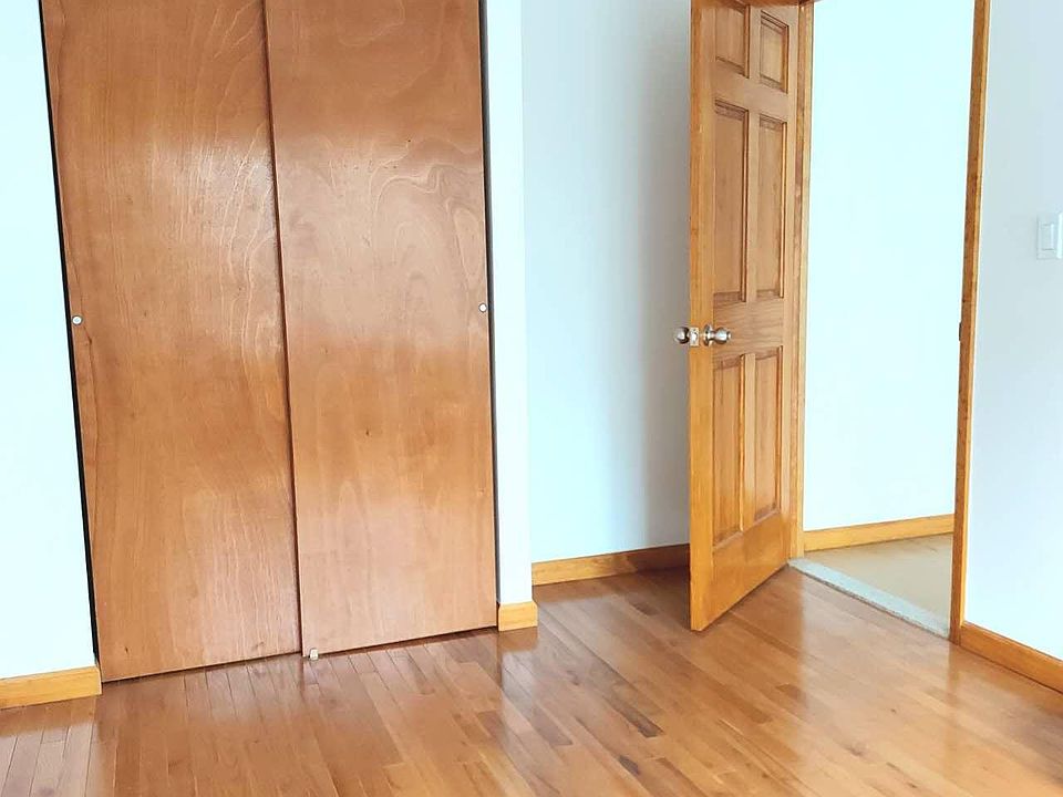 1st image of 3519 Leavitt St Floor 2
