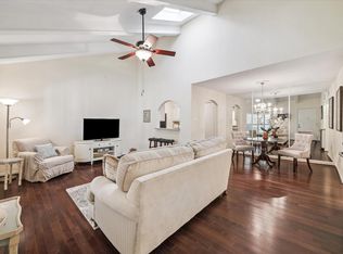 1100 Augusta Dr APT 24, Houston, TX 77057