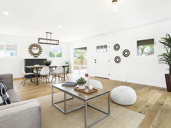 4th image of 117 E Avenue 40