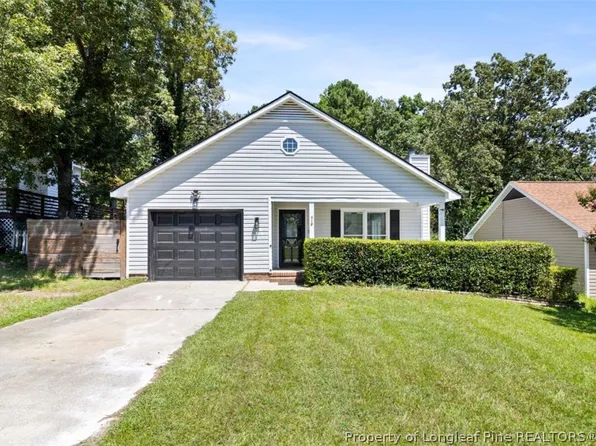 512 Andover Rd, Fayetteville, NC 28311