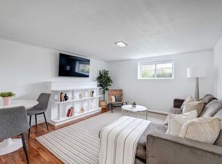 4 Cliffside Dr, Toronto, ON M1N1L1