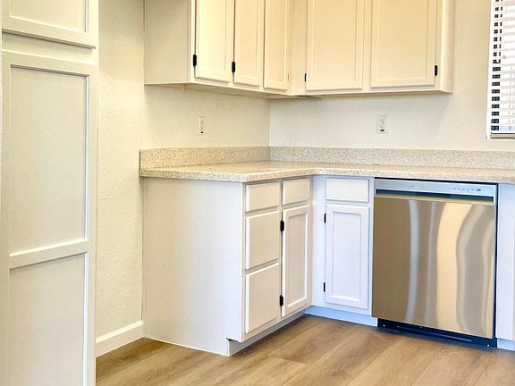 3rd image of 19400 N WESTBROOK Parkway #311