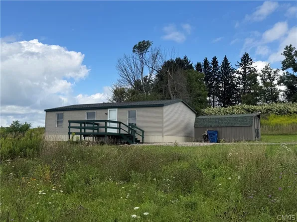 2755 Center Rd, Mc Graw, NY 13101